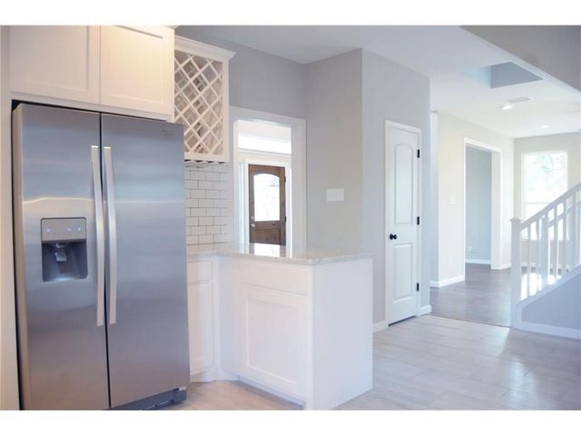 923 Felicia Lane, Arlington, TX 76017