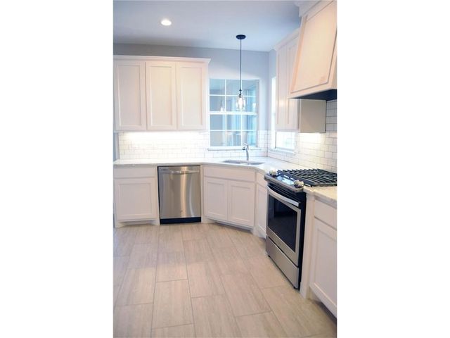 923 Felicia Lane, Arlington, TX 76017