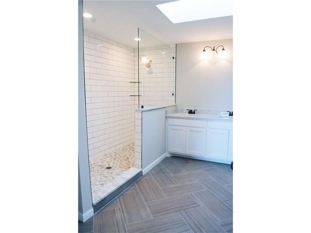 923 Felicia Lane, Arlington, TX 76017