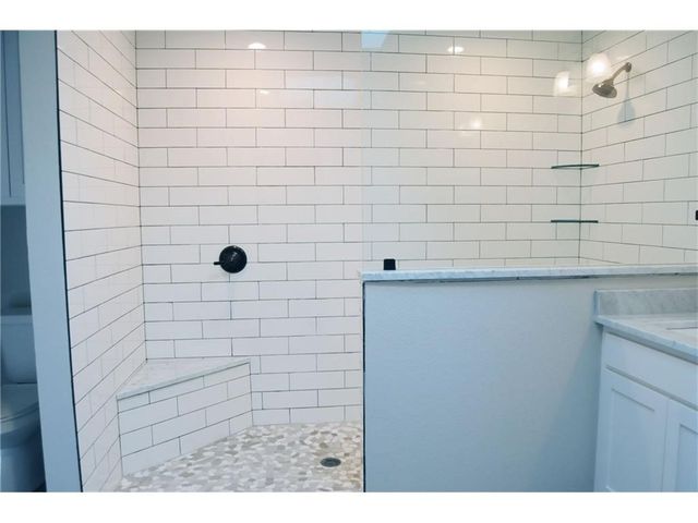 923 Felicia Lane, Arlington, TX 76017