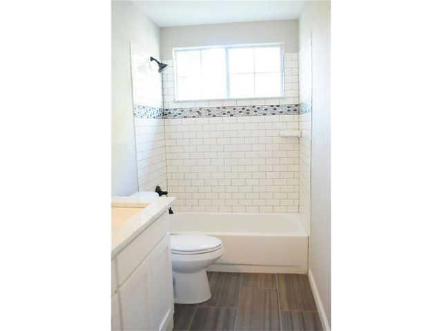 923 Felicia Lane, Arlington, TX 76017