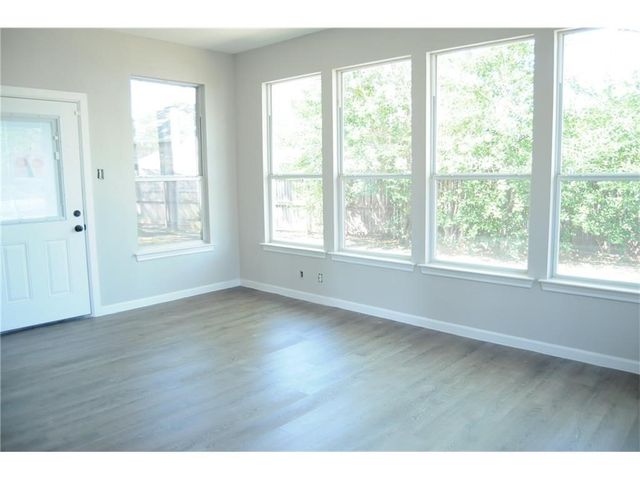 923 Felicia Lane, Arlington, TX 76017