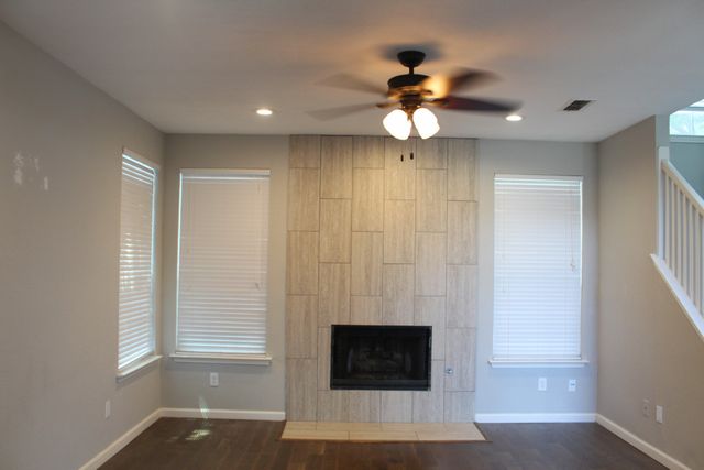 923 Felicia Lane, Arlington, TX 76017