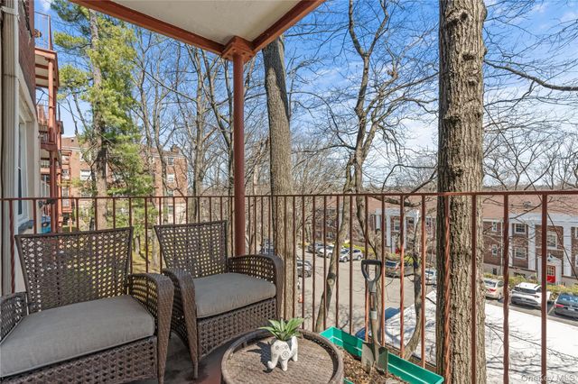 65 Rockledge Road TG, Bronxville, NY 10708