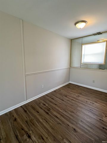 1410 E Jefferson Street, Franklin, IN 46131