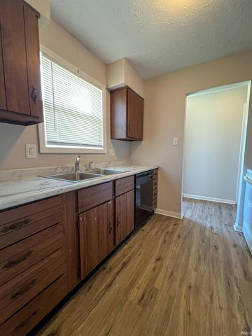 1410 E Jefferson Street, Franklin, IN 46131