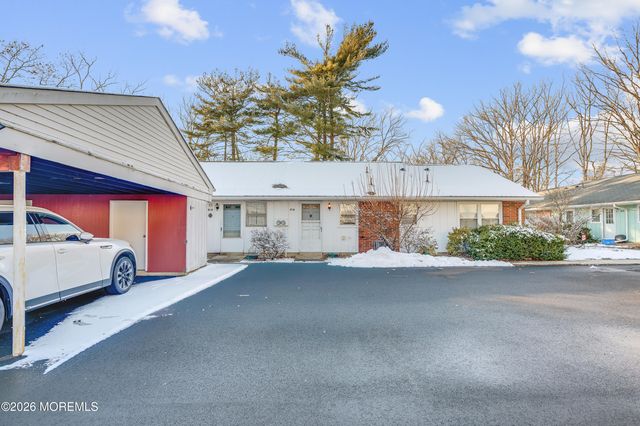 51A Cambridge Court, Lakewood, NJ 08701