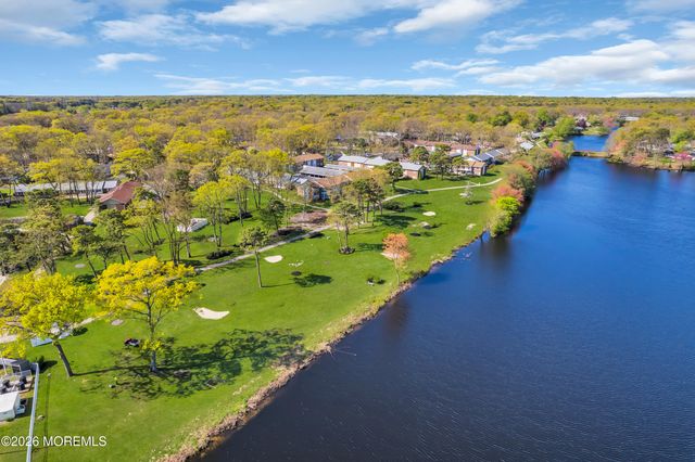 51A Cambridge Court, Lakewood, NJ 08701