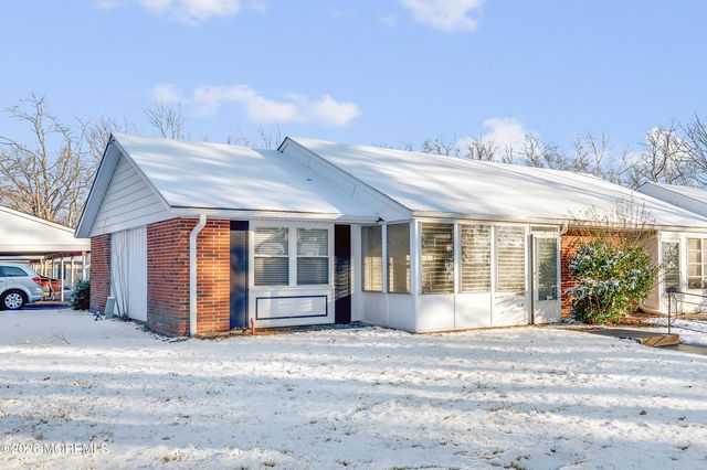 51A Cambridge Court, Lakewood, NJ 08701