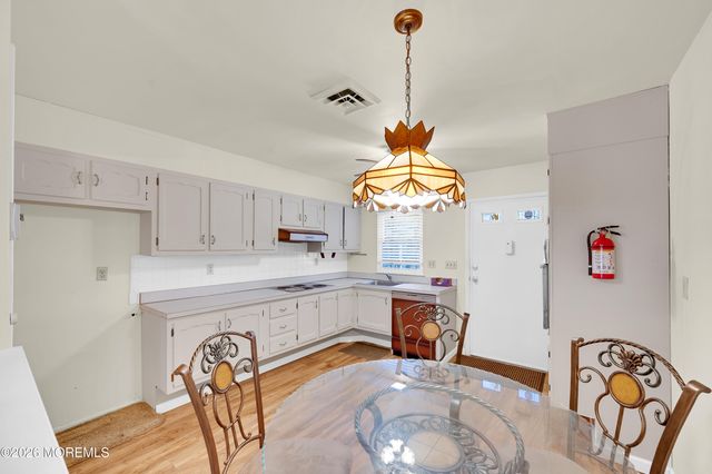 51A Cambridge Court, Lakewood, NJ 08701