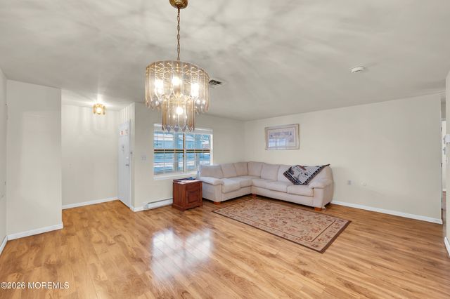 51A Cambridge Court, Lakewood, NJ 08701