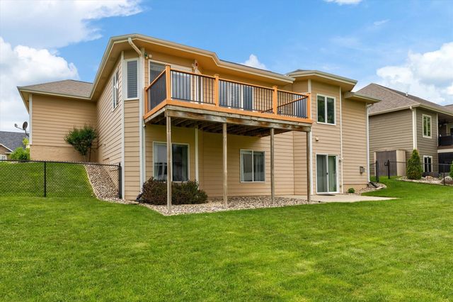 4115 140th Street, Urbandale, IA 50323