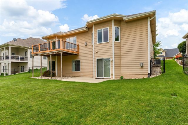4115 140th Street, Urbandale, IA 50323