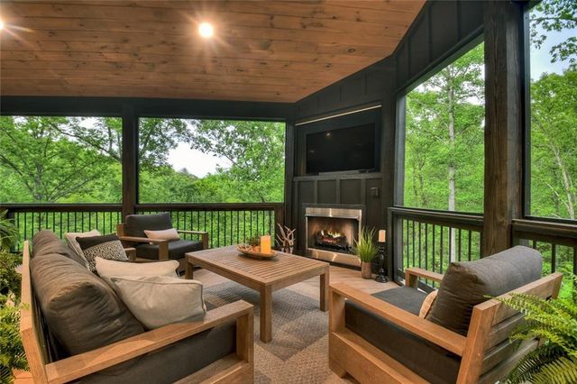 819 Hap Holt Road, Ellijay, GA 30540
