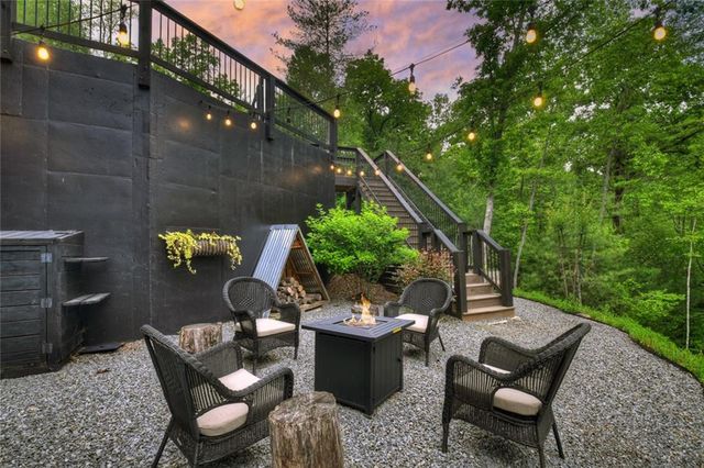 819 Hap Holt Road, Ellijay, GA 30540