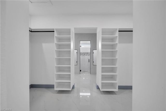 2304 SW 20th ST, Cape Coral, FL 33991