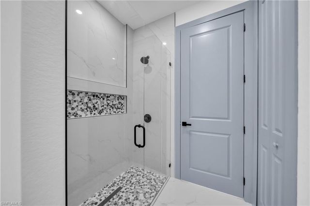 2304 SW 20th ST, Cape Coral, FL 33991