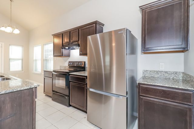 963 Ranch Road, Dallas, TX 75253