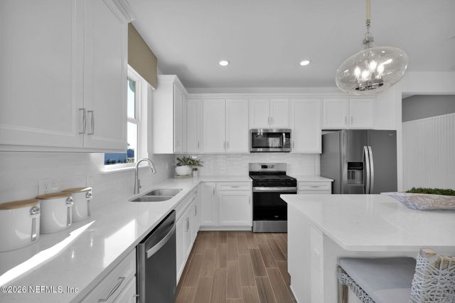 306 FISHTAIL Place, Palm Coast, FL 32164