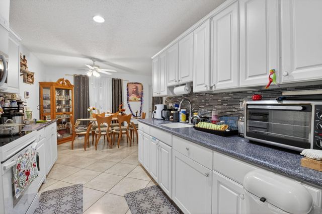 14232 Campanelli Drive, Delray Beach, FL 33484