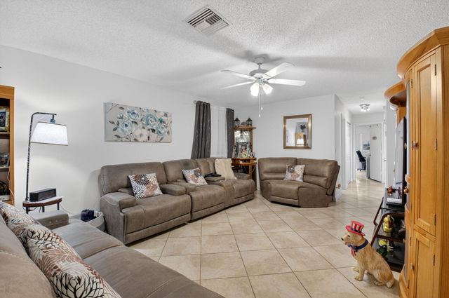 14232 Campanelli Drive, Delray Beach, FL 33484