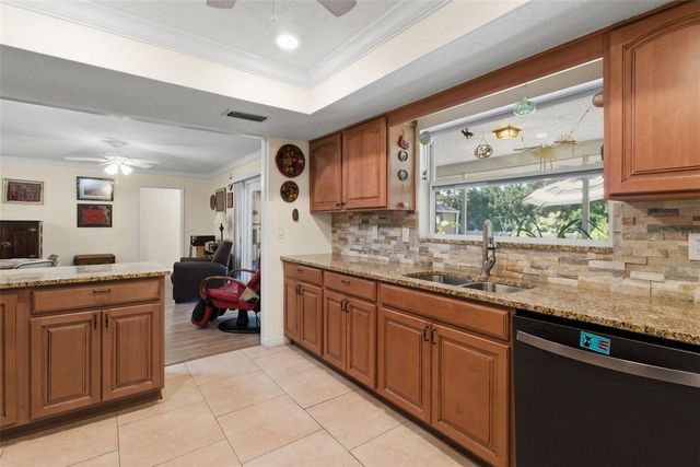 1306 70TH STREET W, Bradenton, FL 34209