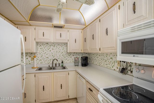 1415 Ocean Shore Blvd Apt 704, Ormond Beach, FL 32176