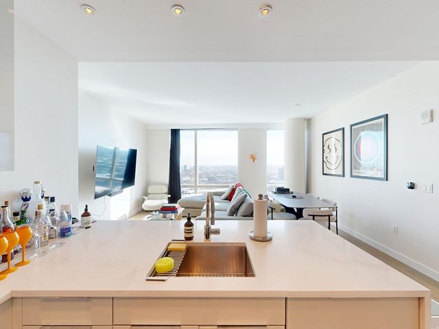 188 Brookline Ave 23B, Boston, MA 02215