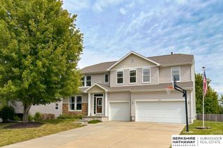 2241 Glacier Drive, Papillion, NE 68046