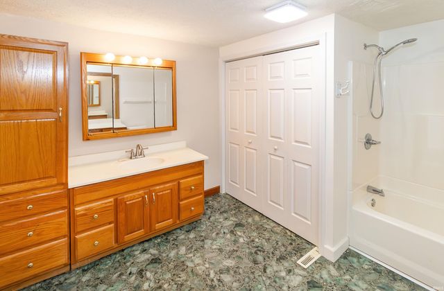 608 E Moore Street, Boonville, IN 47601