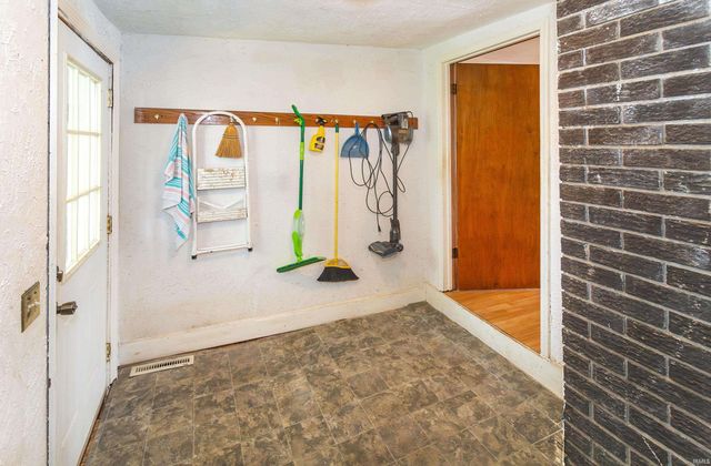 608 E Moore Street, Boonville, IN 47601