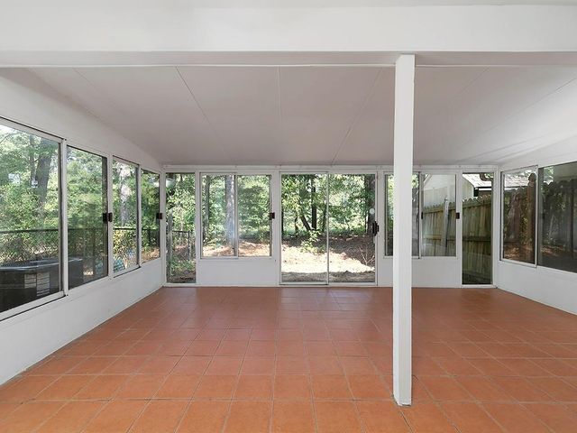 1975 Cheathem Woods Drive, Marietta, GA 30008