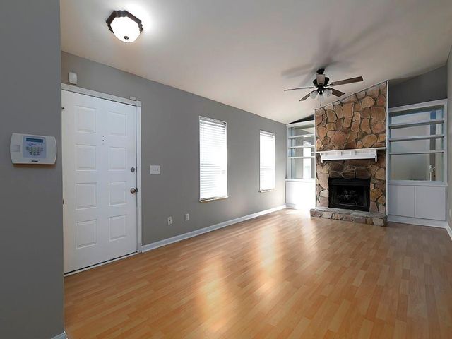 1975 Cheathem Woods Drive, Marietta, GA 30008