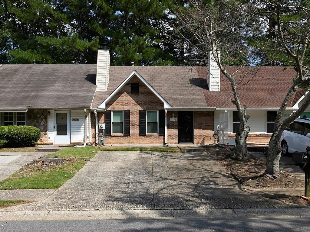 1975 Cheathem Woods Drive, Marietta, GA 30008