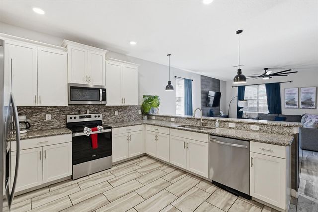 1491 ROLLING FAIRWAY DRIVE, Davenport, FL 33896