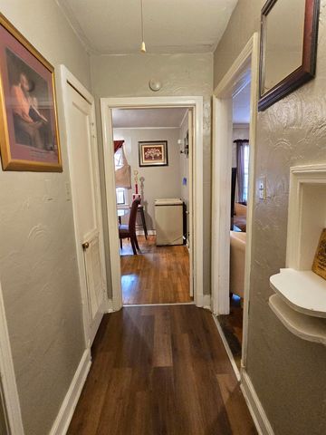 171 E FRANK AVE, Memphis, TN 38109