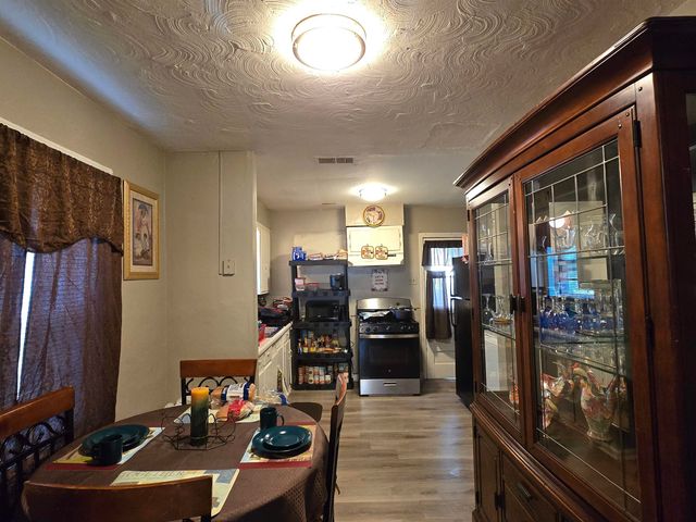 171 E FRANK AVE, Memphis, TN 38109