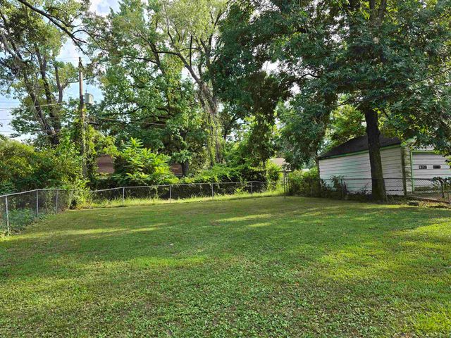 171 E FRANK AVE, Memphis, TN 38109