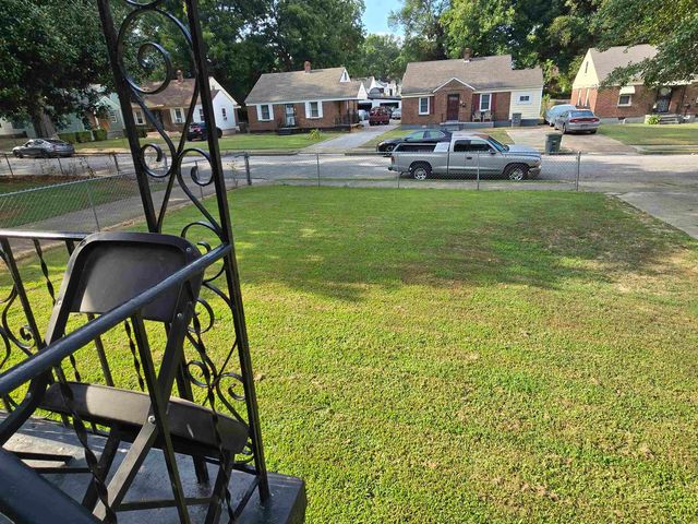 171 E FRANK AVE, Memphis, TN 38109