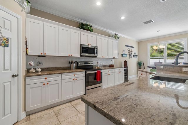 8040 57TH STREET N, Pinellas Park, FL 33781