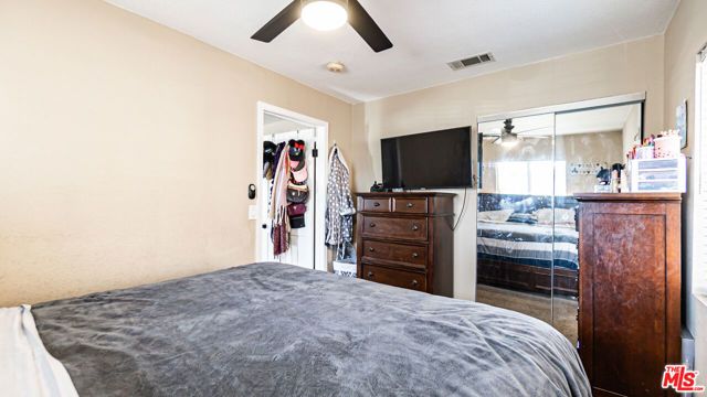 4015 Broadway, Huntington Park, CA 90255