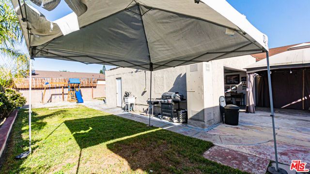 4015 Broadway, Huntington Park, CA 90255