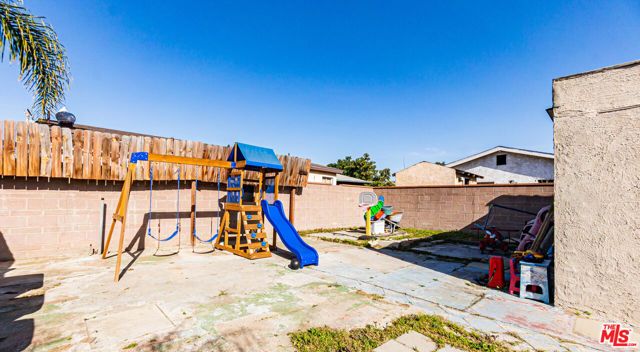 4015 Broadway, Huntington Park, CA 90255