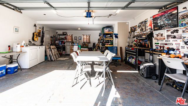 4015 Broadway, Huntington Park, CA 90255