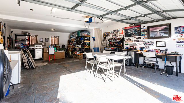 4015 Broadway, Huntington Park, CA 90255