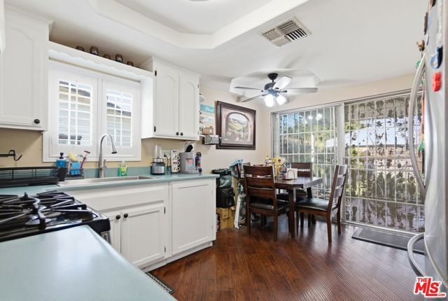 4015 Broadway, Huntington Park, CA 90255