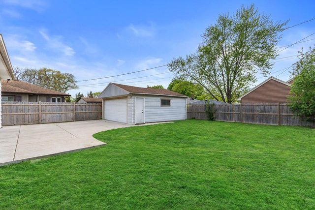 3165 S 66th STREET, Milwaukee, WI 53219