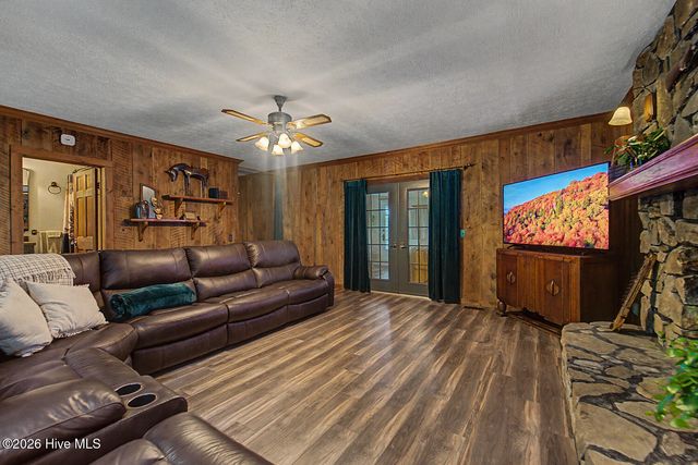 7261 Yellow Creek Road, Robbinsville, NC 28771