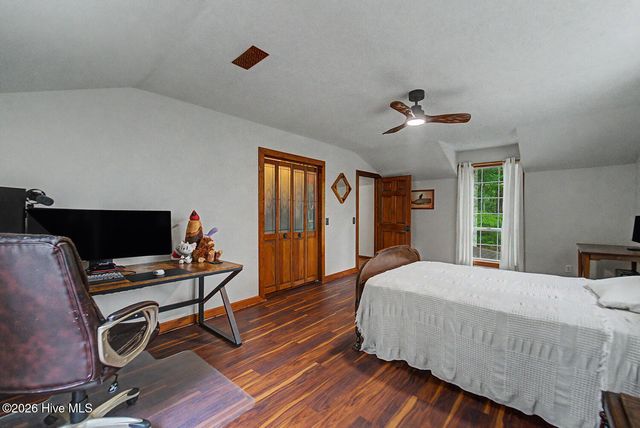 7261 Yellow Creek Road, Robbinsville, NC 28771