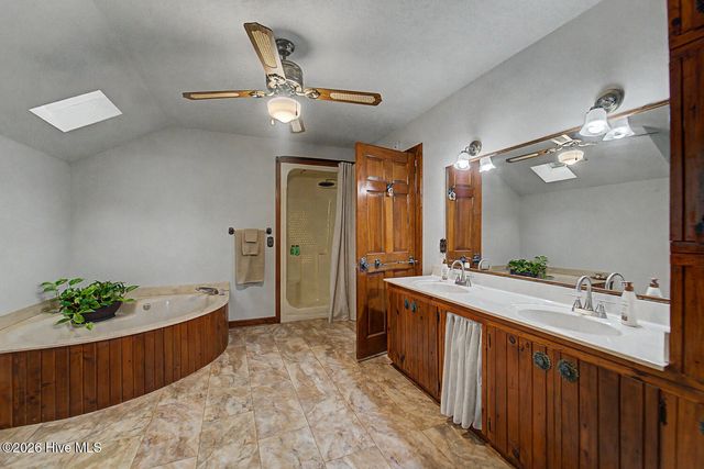 7261 Yellow Creek Road, Robbinsville, NC 28771